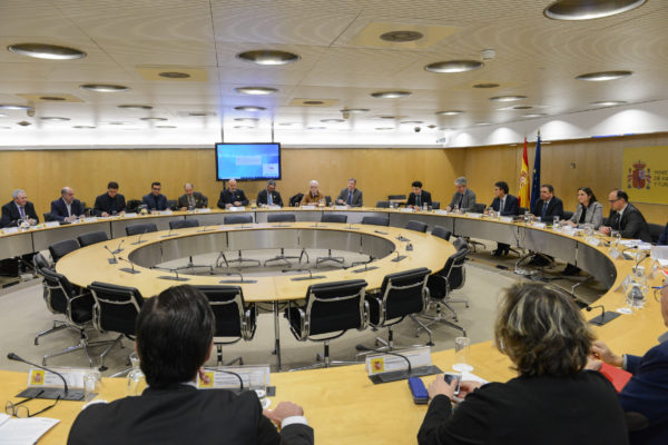 Los aranceles de Estados Unidos a los productos españoles, un problema de Estado.