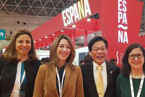 Xiana Méndez traslada a los empresarios nipones las oportunidades de inversión en España