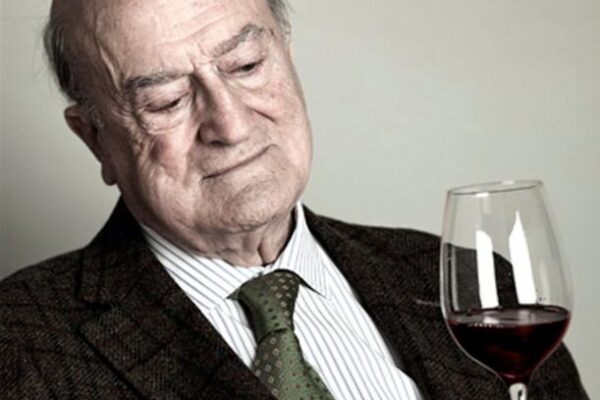 Análisis crítico del concepto de vino en la UE y denuncia del empleo de sacarosa en vinificación.