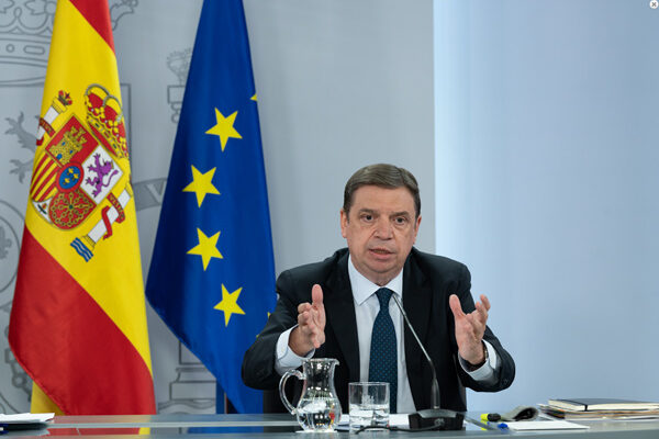 Luis Planas asiste al Consejo de Ministros de la UE en el que se prevé cerrar el acuerdo político de la futura PAC