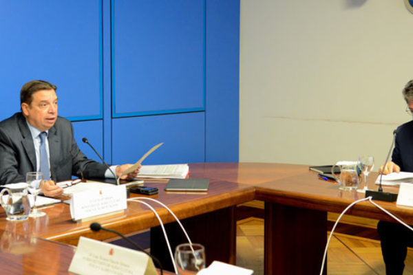 España pedirá a la Comisión que active nuevas medidas de mercado para los sectores afectados por el cierre del canal Horeca