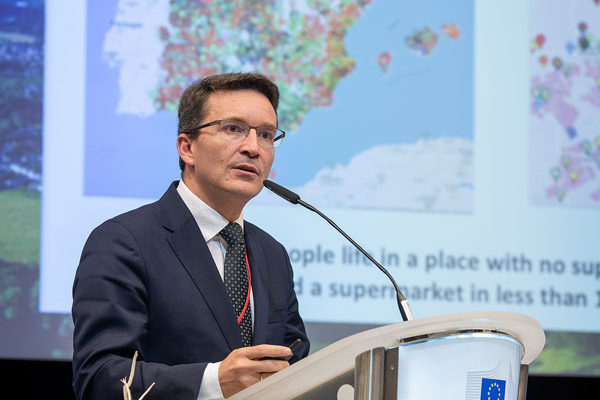 ASEDAS traslada a la Comisión Europea la necesidad de que la distribución alimentaria sea considerada sector estratégico esencial