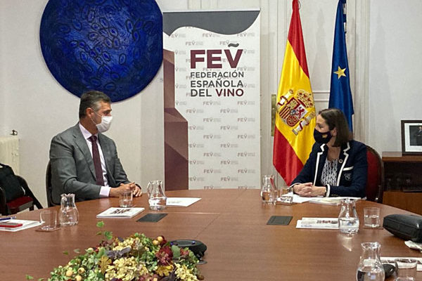 La FEV pide a Reyes Maroto que el vino y sus empresas sean objeto específico de los fondos de recuperación