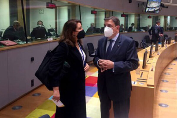 Crespo lamenta la falta de acuerdo en torno a la PAC por la poca «flexibilidad» del Parlamento de la UE
