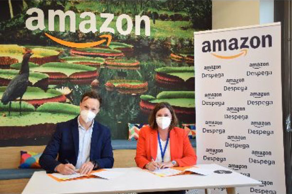 El Gobierno de Castilla-La Mancha y Amazon firman un convenio de colaboración para impulsar las ventas internacionales de las pymes de la región a través de internet
