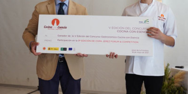 Miguel Zamora vencedor del V Concurso Gastronómico Cocina con Esencia