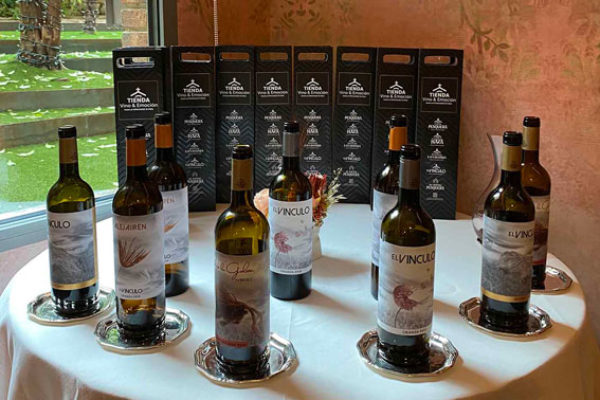 Bodegas El Vínculo presenta sus nuevas añadas