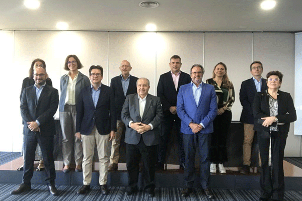 Asociaciones de supermercados de toda España piden en La Palma el reconocimiento de la distribución alimentaria como sector esencial