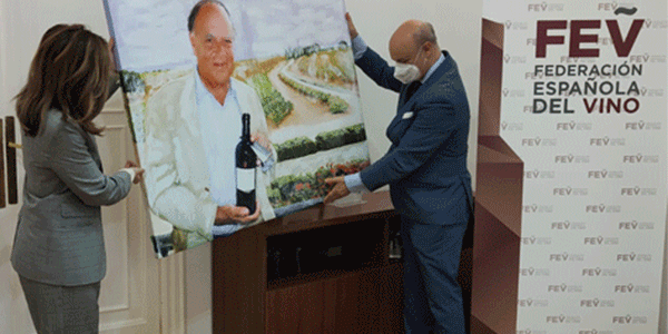 Acto de Homenaje a Carlos Falcó organizado por la Federación Española del Vino