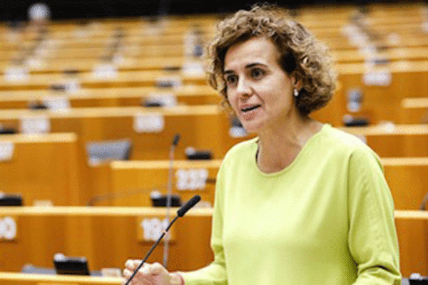 Ofensiva del PP en el Parlamento Europeo en defensa del vino