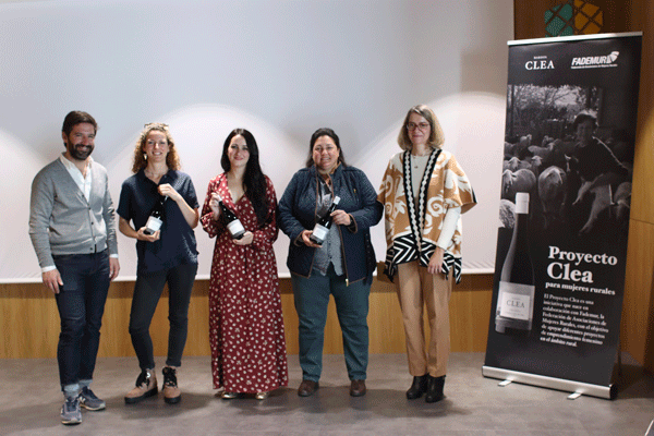 Lucía Sánchez, creadora de Yo Soy Tierra, gana la primera beca del Proyecto Clea al mejor emprendimiento femenino en el medio rural