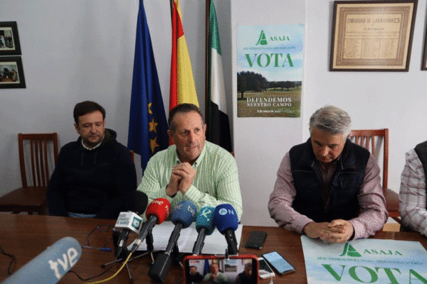 ASAJA en Extremadura y la Comunidad de Labradores presentará candidatura al consejo de la DO Cava