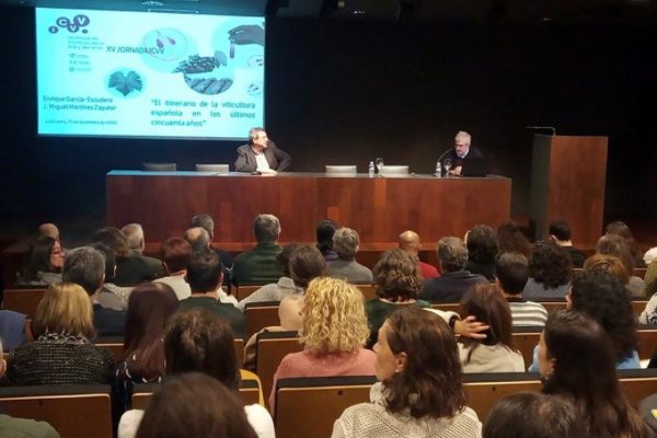 El Instituto de Ciencias de la Vid y del Vino presenta su actividad científica en la XV edición de sus Jornadas
