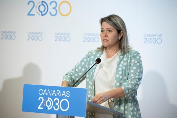 Vanoostende anima a las empresas del sector primario de Canarias a acogerse a las ayudas del PERTE Agroalimentario