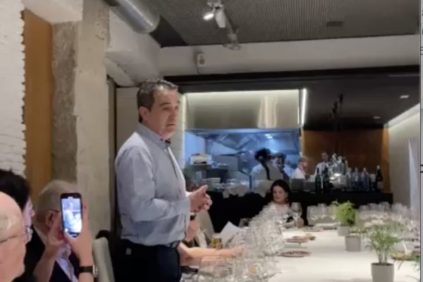 Bodegas Buezo ha presentado en Madrid su proyecto vinícola, que se basa en una firme apuesta por la elaboración de vinos de guarda.