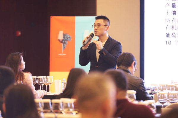 La Interprofesional del Vino de España refuerza la promoción de los vinos españoles en China