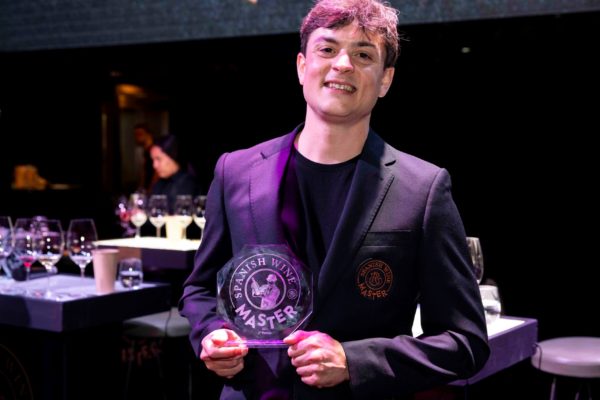 El sumiller Alberto Ruffoni se corona como el primer Spanish Wine Master