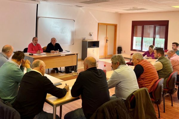 Asaja CLM analiza medidas estructurales del sector vitivinícola para aplicar sobre el viñedo de la región