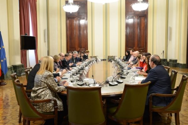 Luis Planas preside la reunión del comité de dirección del ministerio para definir las líneas de trabajo de la nueva legislatura