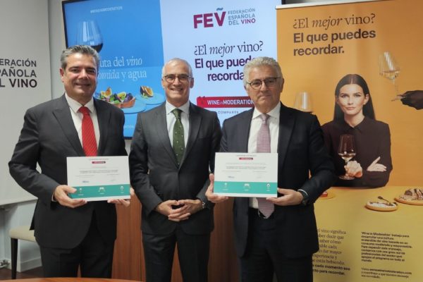 Hostelería de España y AECOC se adhieren al programa Wine in Moderation para impulsar acciones en materia de consumo responsable