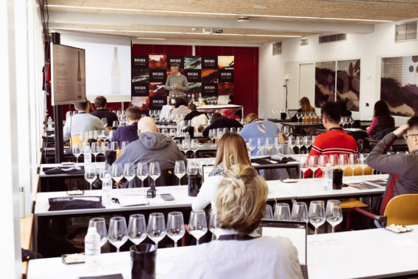 Matrícula de Honor para el programa «Formador Oficial en Vinos de Rioja»