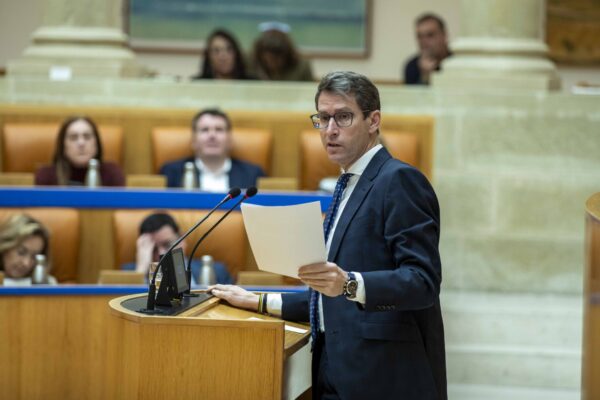 Capellán se compromete a “habilitar la partida necesaria para que todos los viticultores riojanos puedan acogerse a la cosecha en verde”