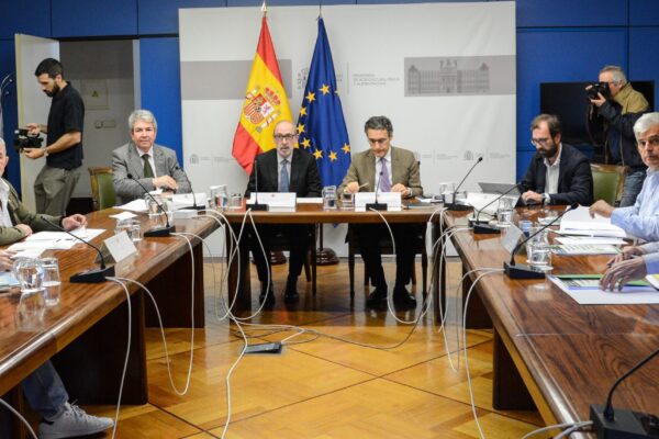 El Gobierno y las organizaciones firmantes del acuerdo de las 43 medidas para el sector agrario, UPA y Unión de Uniones, constatan el progreso en su cumplimiento