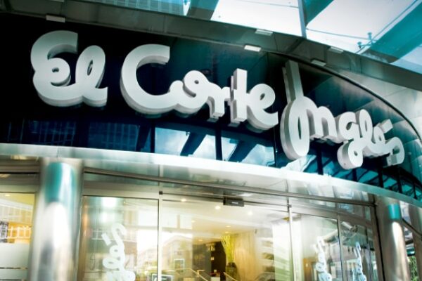 El Corte Inglés coloca una emisión de bonos por valor de 500 millones de euros