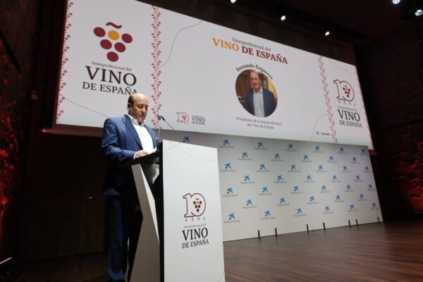 Para Fernando Ezquerro “el futuro del vino de España pasa por la unión y el trabajo conjunto de sector y administraciones”