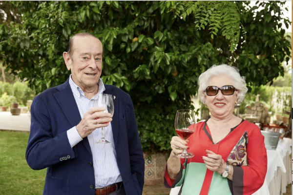 Luis Sanz y María Luz Cid, de Dehesa de los Canónigos, premio Fundación UEMC 2024 a ‘Toda una vida dedicada al mundo del vino’