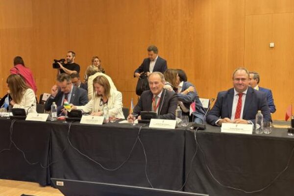 Castilla-La Mancha solicita al Ministerio que el adelanto de la PAC llegue al 70 % y que la revisión del PEPAC incorpore la ecológica al primer pilar