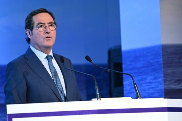 El presidente de CEOE pide moderación y generar confianza en la Asamblea General de los empresarios españoles