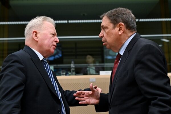 España solicita la activación de la reserva de crisis de la PAC para hacer frente a los efectos de la dana