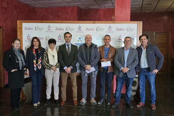 La Junta de Extremadura premia a los mejores detectores del mildiu de la vid
