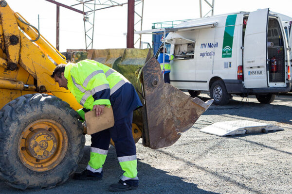 La ITV agrícola realiza en Andalucía un 47% más de inspecciones durante la campaña de la aceituna