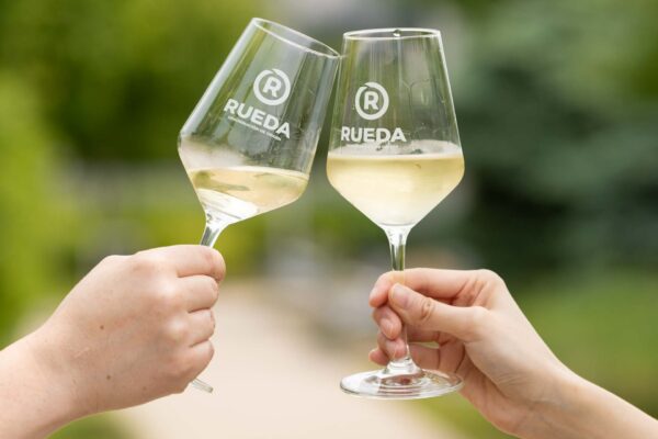 La D.O. Rueda vuelve a superar su máximo histórico y aumenta en un 2,07 % sus ventas en 2024