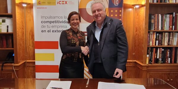 Acuerdo entre ICEX y la FEV para la promoción de la imagen internacional del vino español