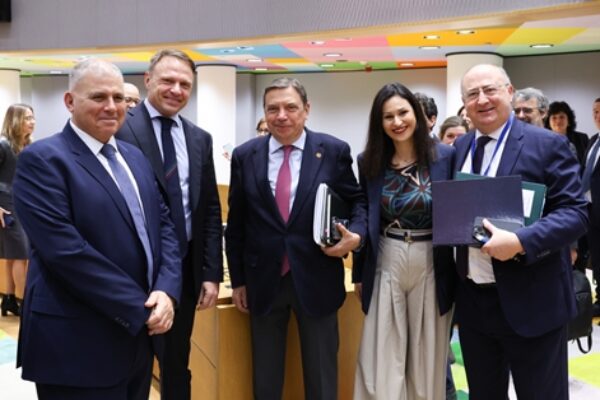 España apoya la `Visión´ de la Comisión Europea