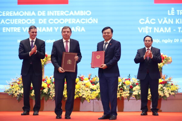 España firma un memorando de colaboración con Vietnam en materia de calidad y seguridad alimentaria