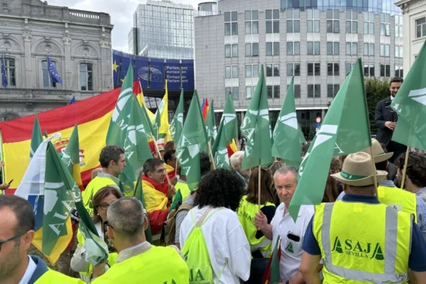 Las organizaciones agrarias europeas se han movilizado en Bruselas y rechazan la nueva política europea agraria