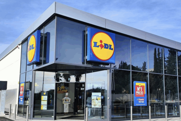 Lidl invierte 25 M€ en la apertura de una nueva tienda y la modernización de cuatro más