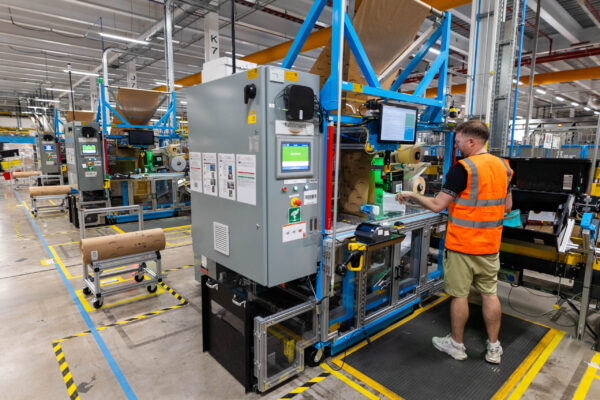 Amazon se fija el objetivo de duplicar las exportaciones anuales de las pymes españolas que venden en su tienda hasta 2.000 M€ para 2030