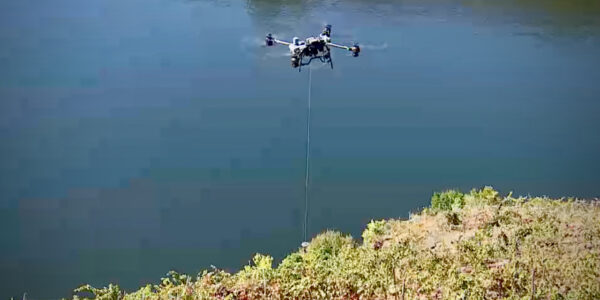 Ensayo con drones para el transporte de uva en la D.O. Ribeira Sacra
