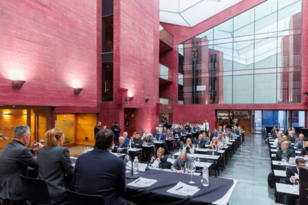 Las D.O. de vino reivindican su solidez ante la inestabilidad del mercado