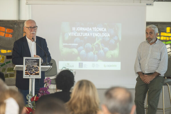 Gran Canaria reúne a más de un centenar de expertos para definir el futuro del vino canario