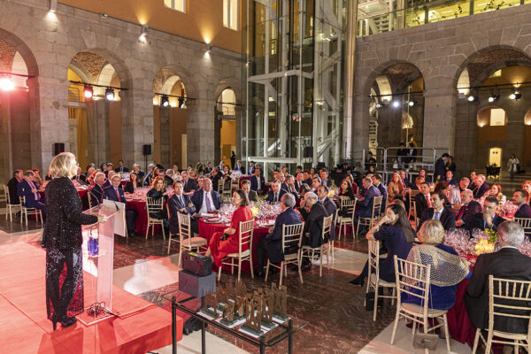 Finalistas por categorías de los XIX Premios Empresariales Mercados del Vino y la Distribución