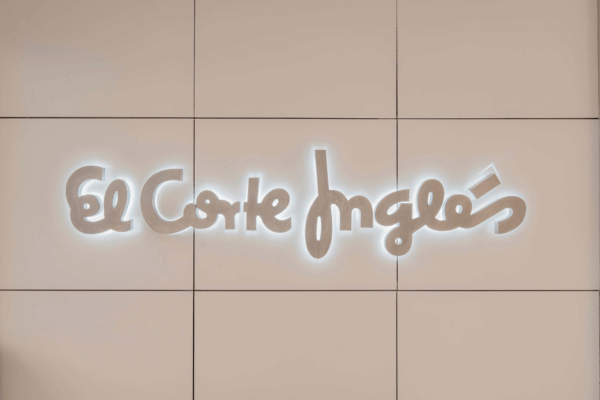 El Corte Inglés nombra consejero delegado a Javier Catena y reorganiza su estructura de gestión