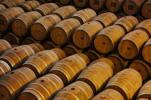 La D.O.Ca Rioja elimina el requisito mínimo de 50 barricas para facilitar la elaboración de vinos con crianza