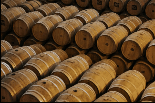 La D.O.Ca. Rioja elimina las exigencias mínimas de vino y barricas para las bodegas criadoras